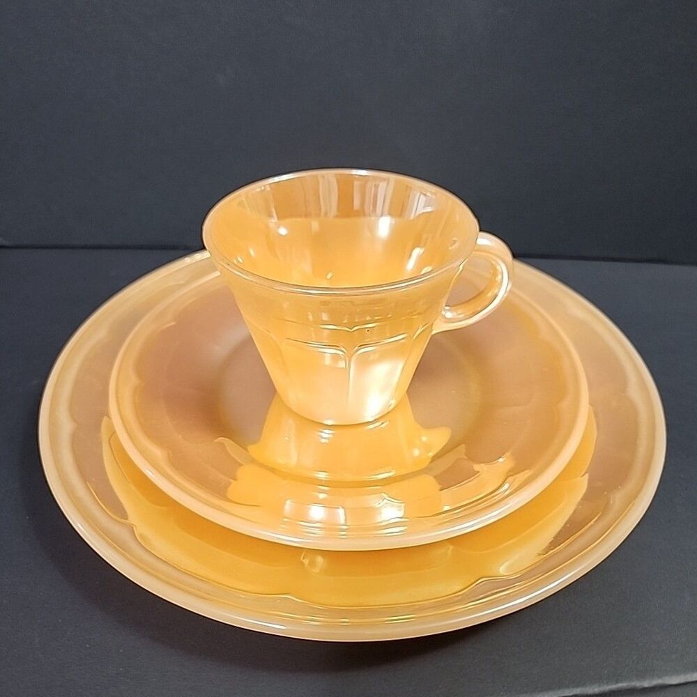Vintage Termocrisa Peach Lusterware Coffee Cup Mug & Plates (6.5",8.5")